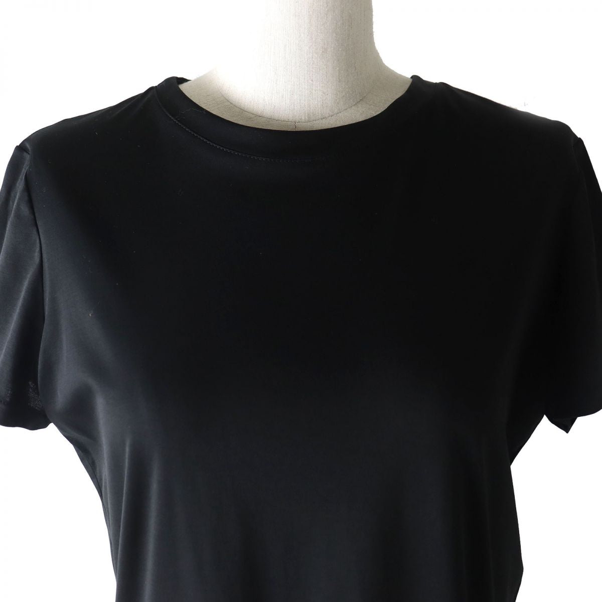 Chanel One Piece Main