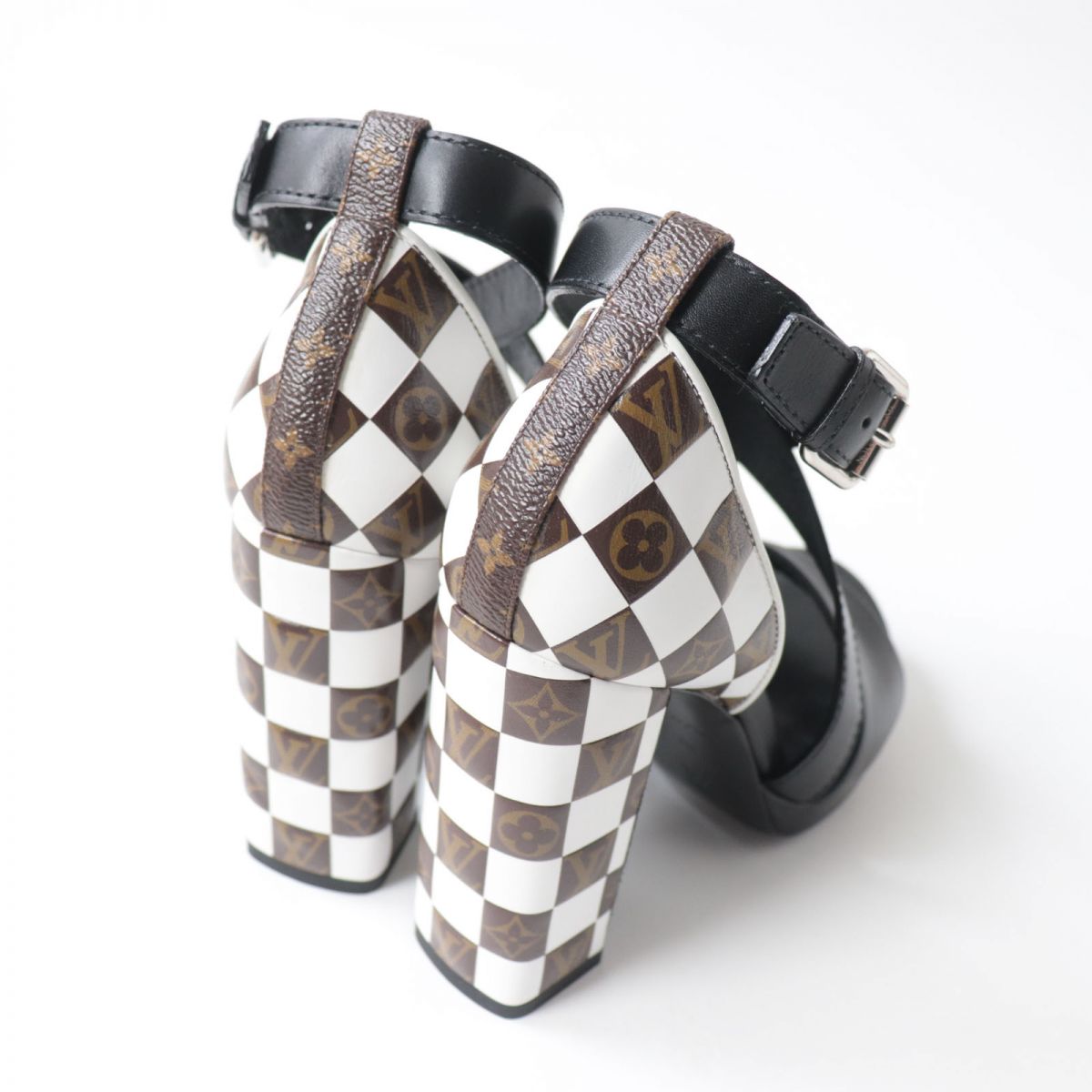 Louis Vuitton Sandals Main