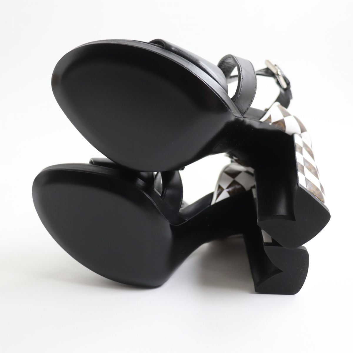 Louis Vuitton Sandals Main