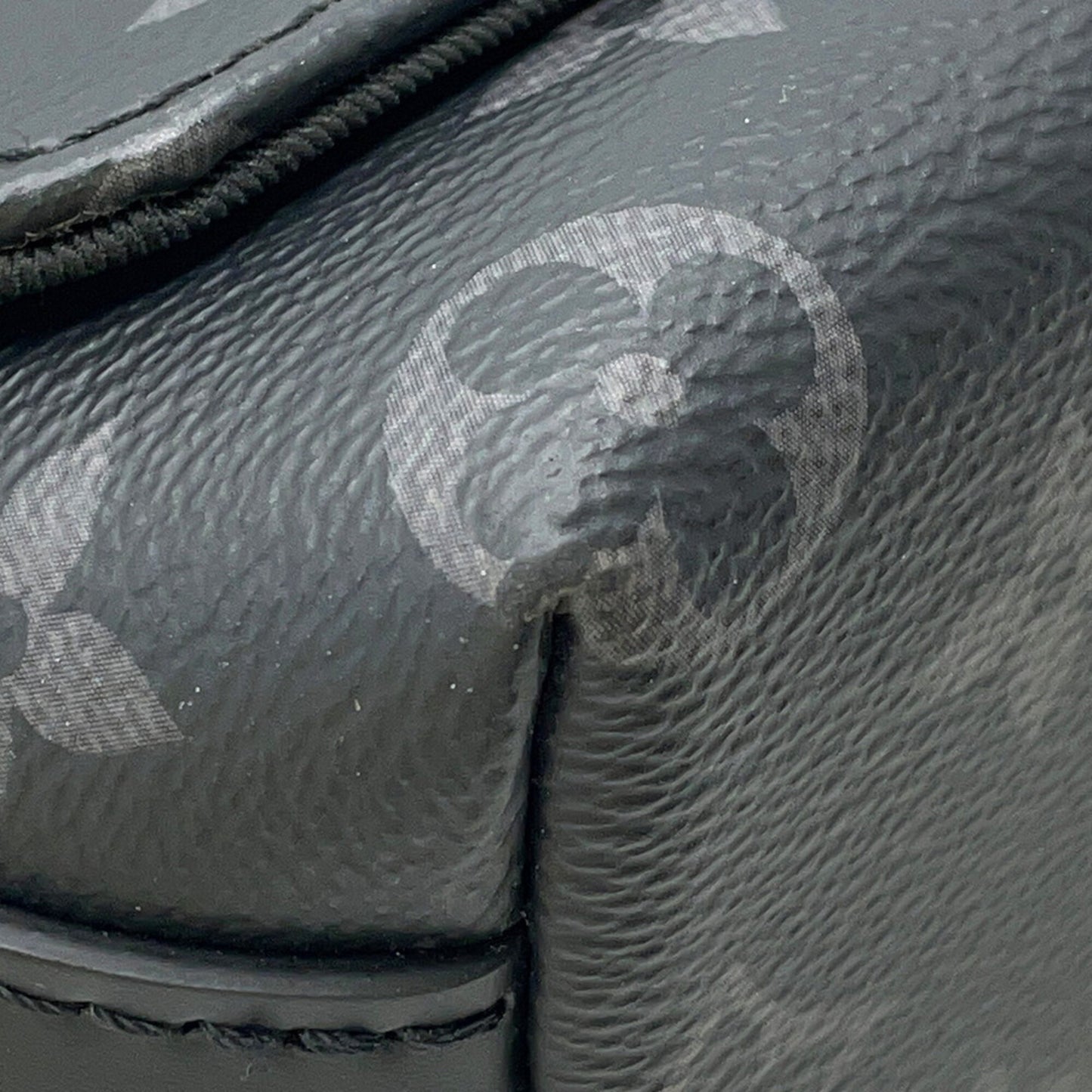 Vuitton Monogram Eclipse Louis Handbag Bag Shoulder