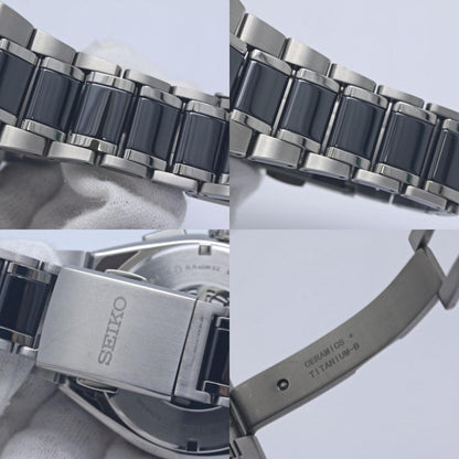 Wristwatch by Seiko