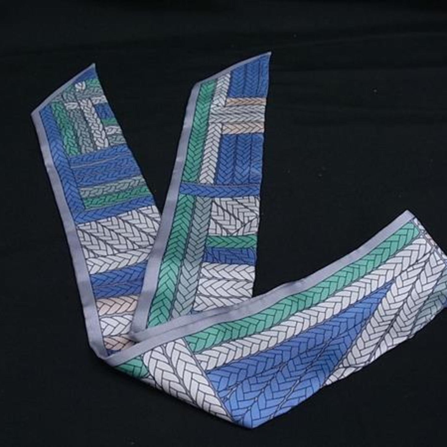 Silk scarf Hermes 100%