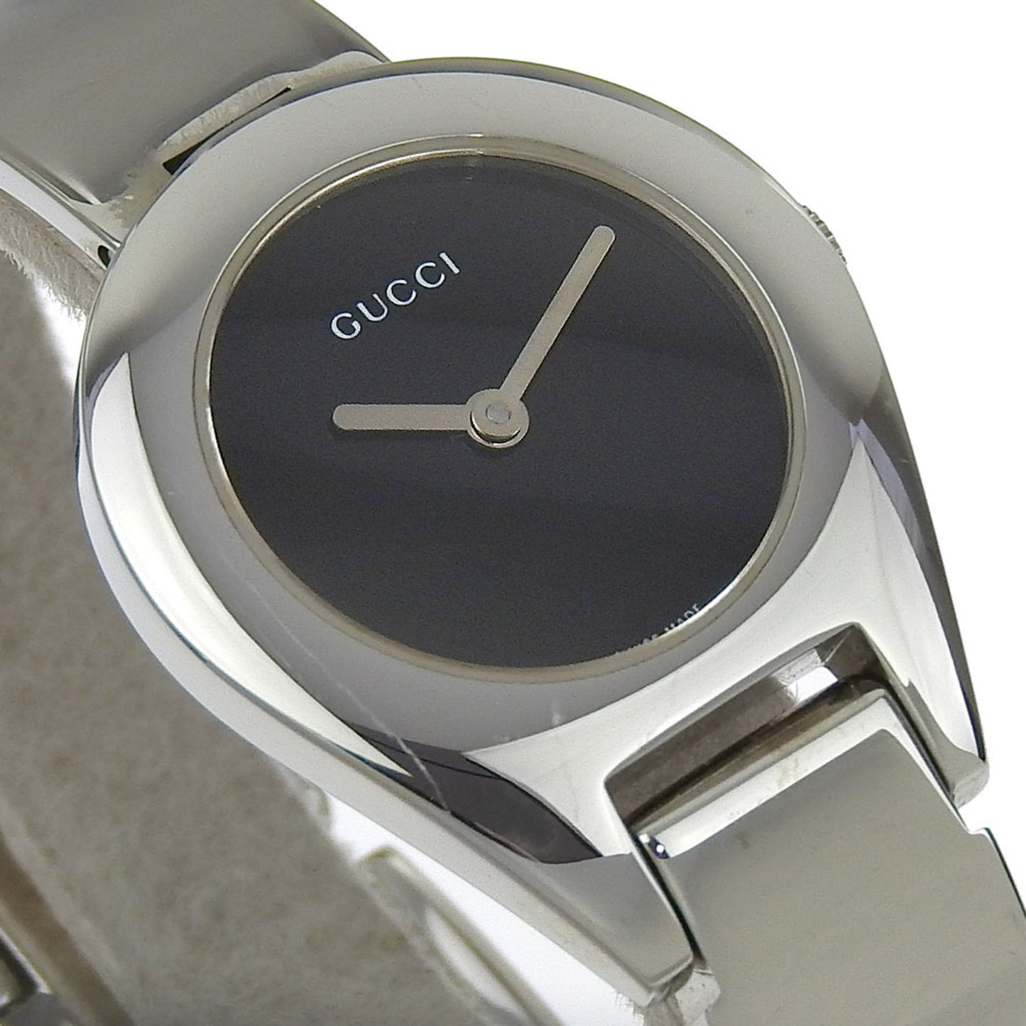 Wristwatch from Gucci