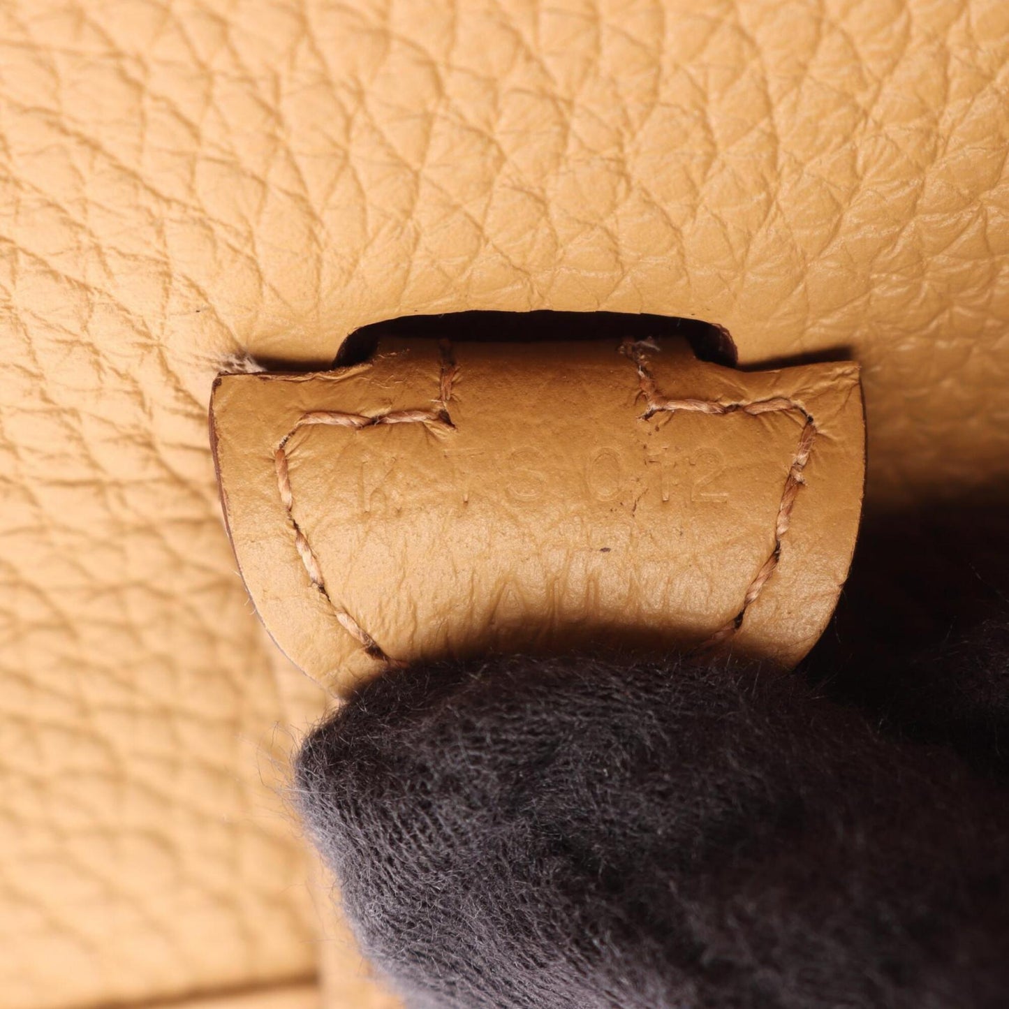 HERMES Shoulder Bag Taurillon Clemence Leather