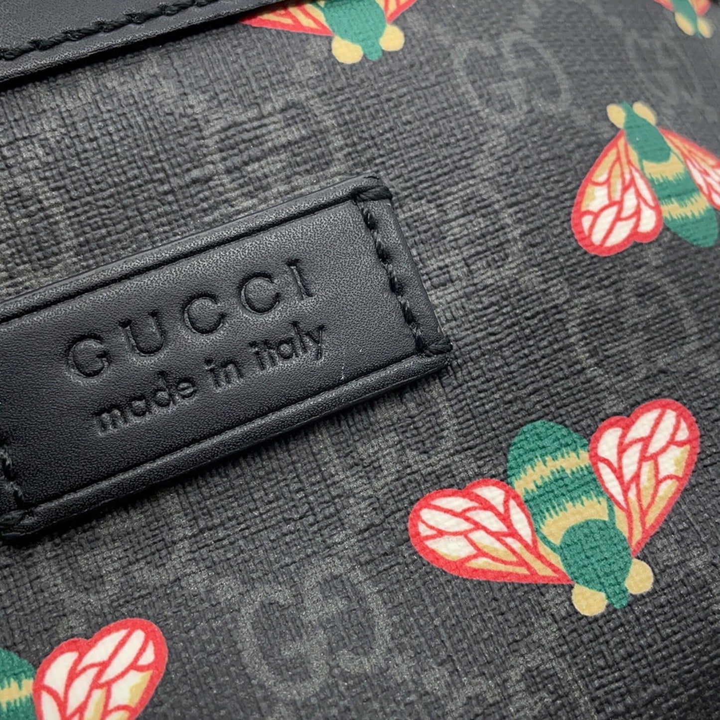 Sling Bag Gg Supreme Leather Gucci