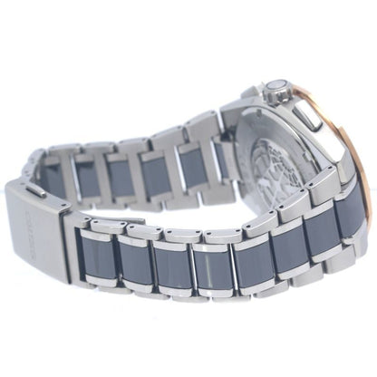 Wristwatch by Seiko