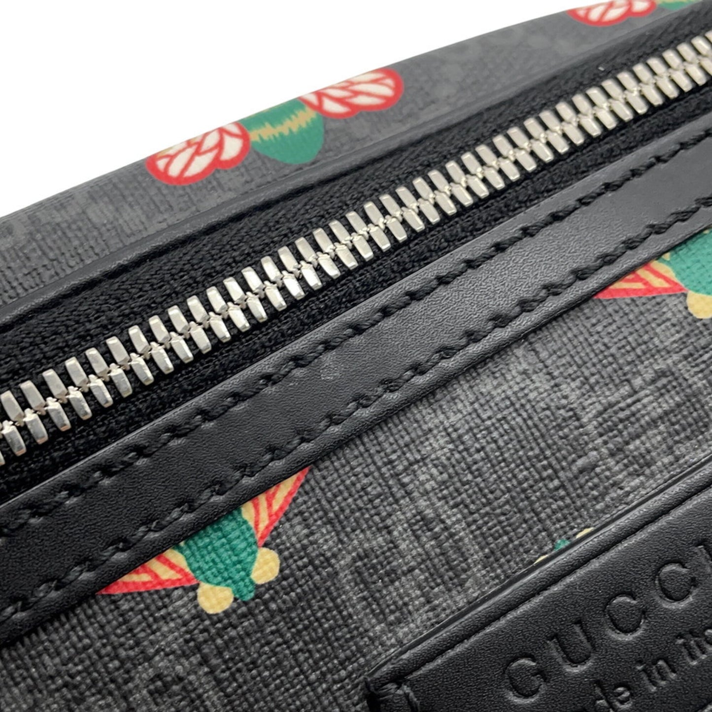 Sling Bag Gg Supreme Leather Gucci