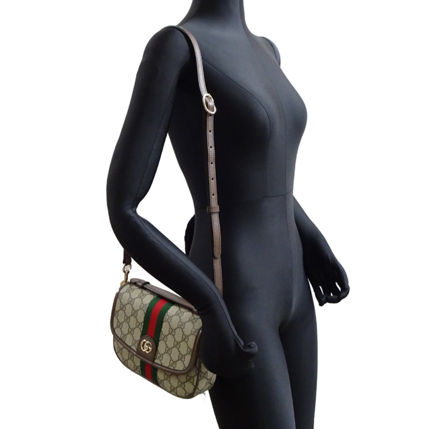 Gucci supreme shoulder bag