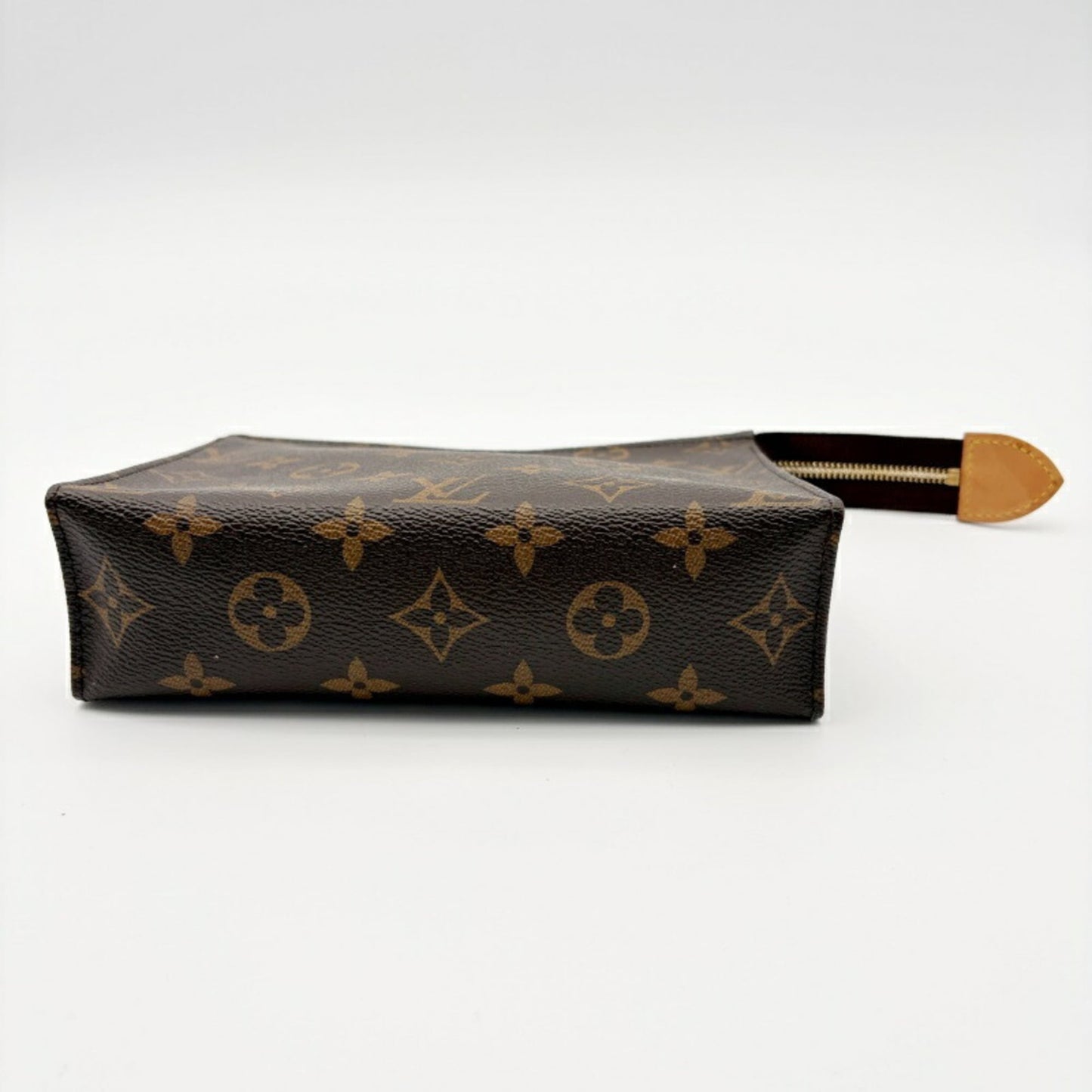 Vuitton Pochette Monogram Louis