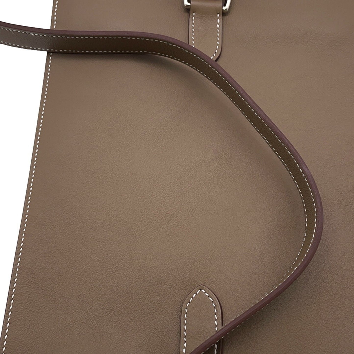 Swift leather sling handbag by Hermes