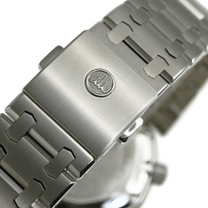 Wristwatch by Seiko