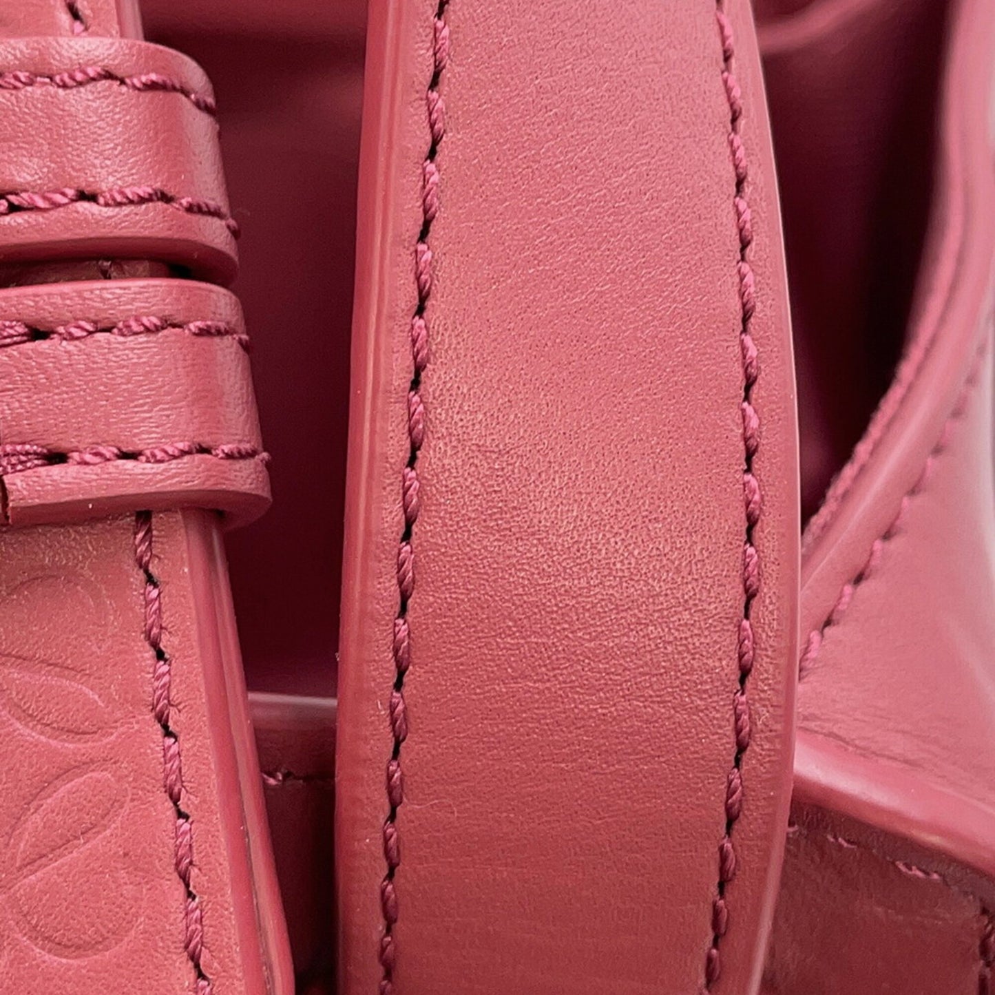 Handbag Leather Loewe