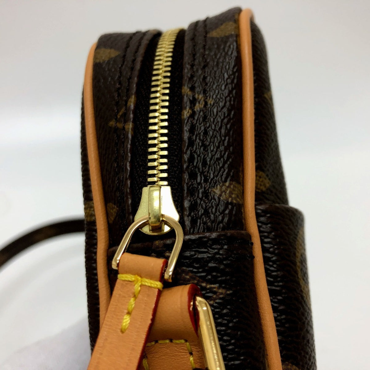 LOUIS VUITTON Shoulder Bag Monogram