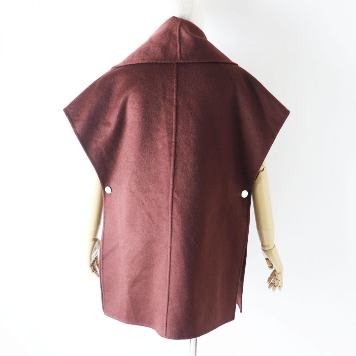 Hermes Vest Main