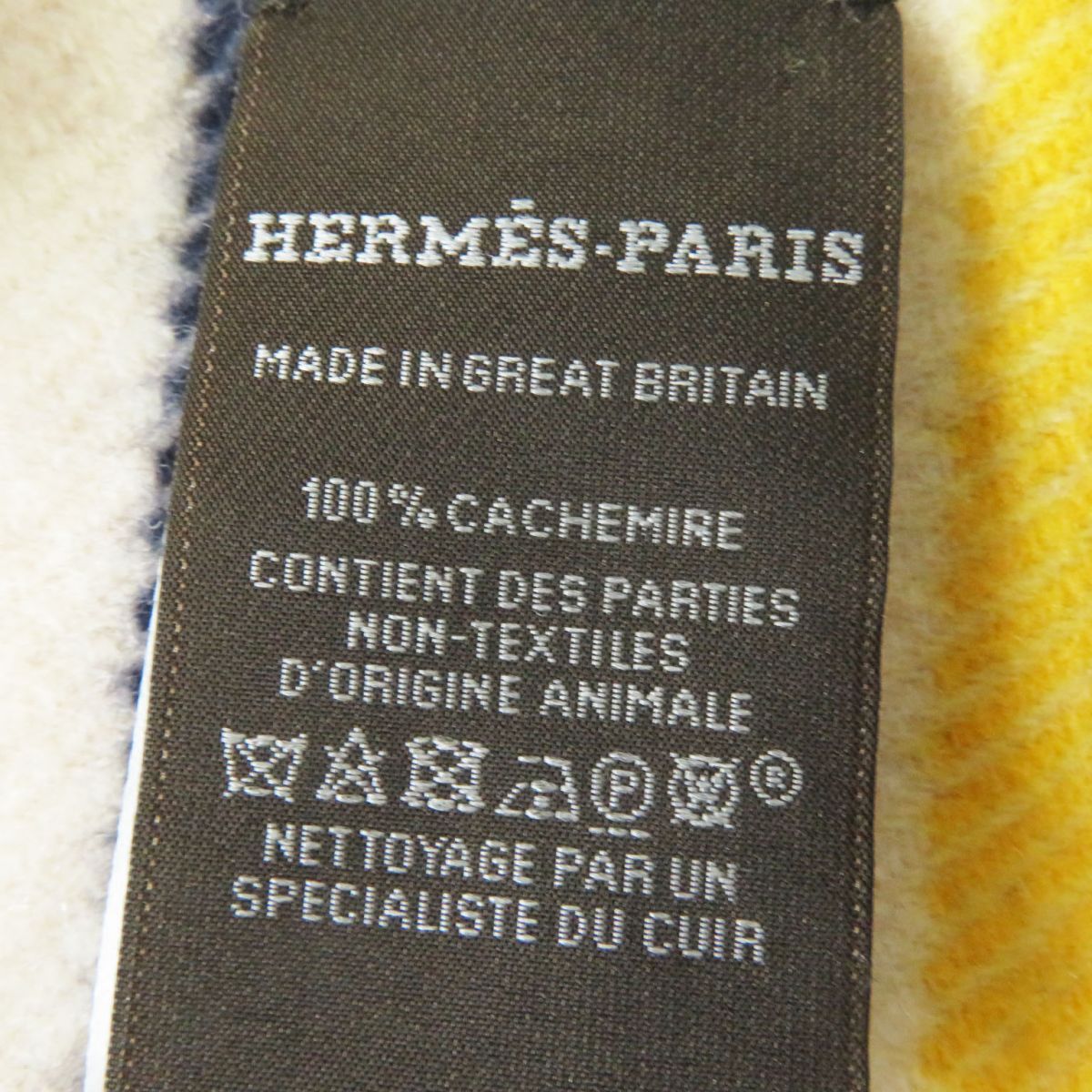 Hermes Scarf Image Reference Light Beige X Navy X Yellow<Br>
Check Pattern Women