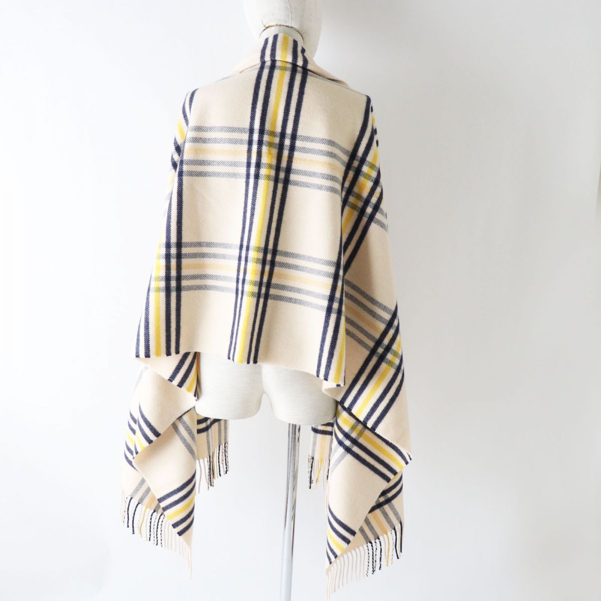 Hermes Scarf Image Reference Light Beige X Navy X Yellow<Br>
Check Pattern Women