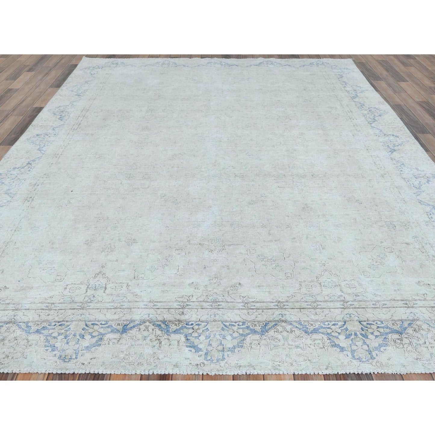 8'1"X10'9" Ivory Distressed Shabby Chic Farsian Hand Knotted Wool Rug