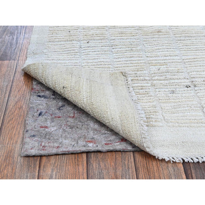2'4"X3' Ivory Hand Knotted Moroccan Weave With Box Design All Wool Mat Rug