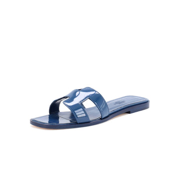 Hermes Women'S Oran Sandals Patent