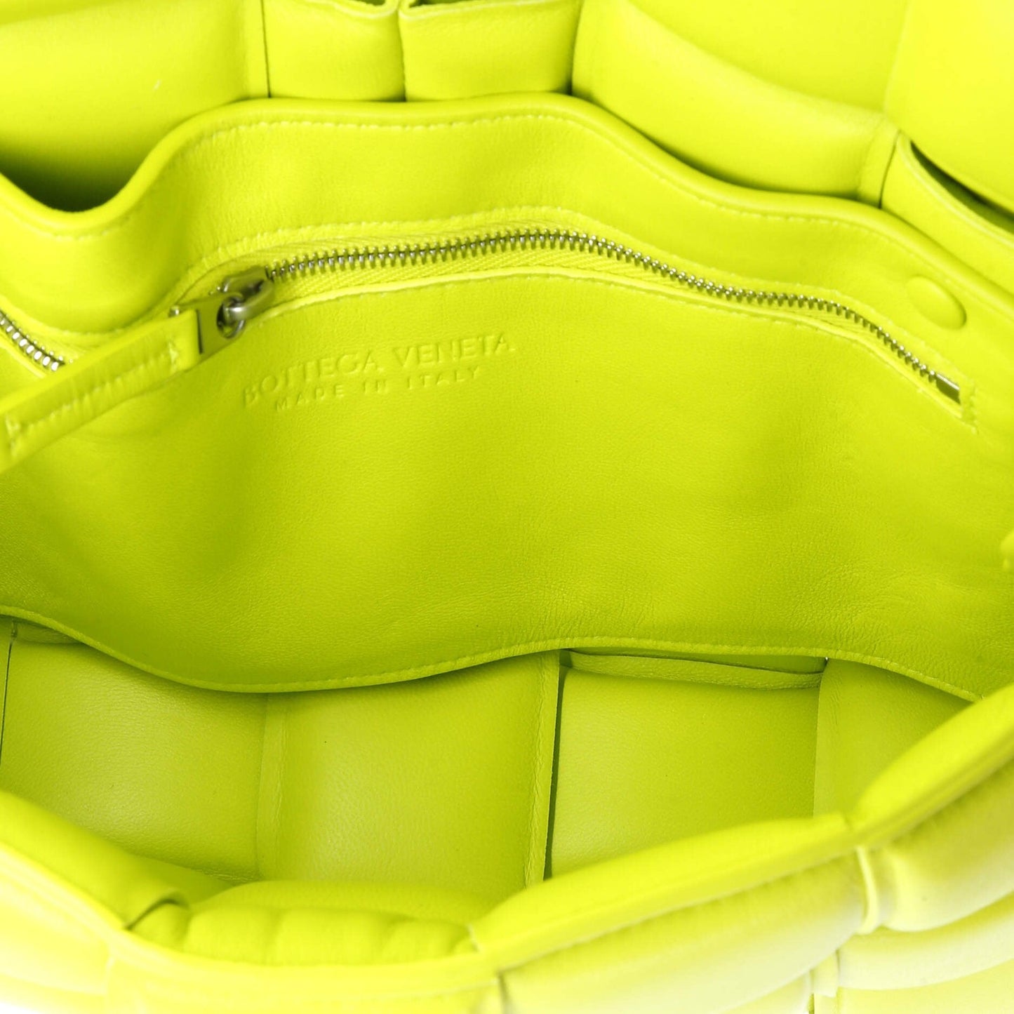 Bottega Veneta Cassette Crossbody Bag Padded Maxi Intrecciato Leather