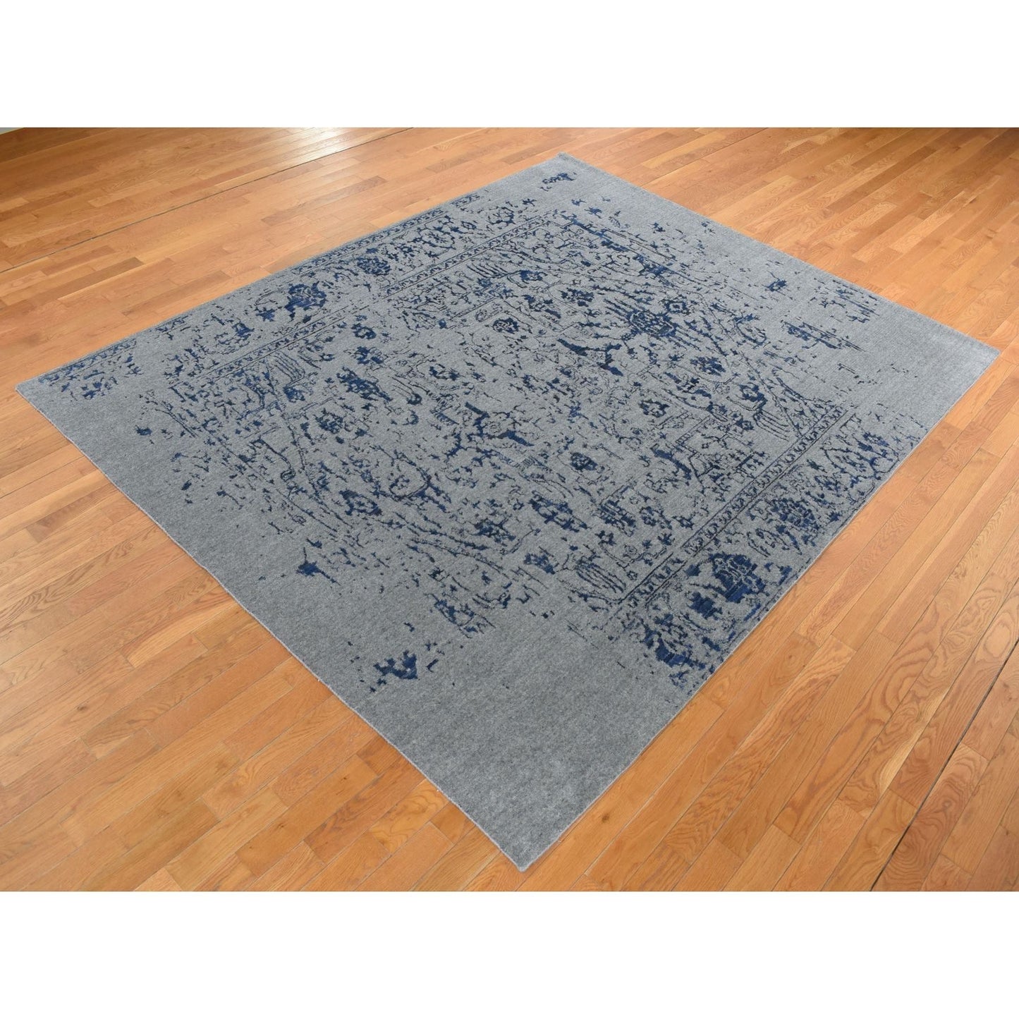 7'10"X10' Battleship Gray Jacquard Hand Loomed Hand Knotted Pure Wool Rug