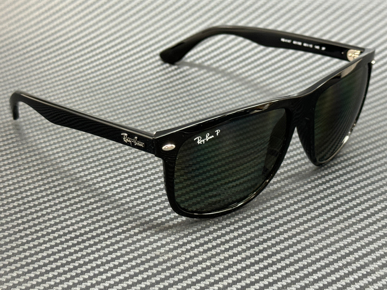 RAY BAN RB4147 601 58 Black Green Polarized