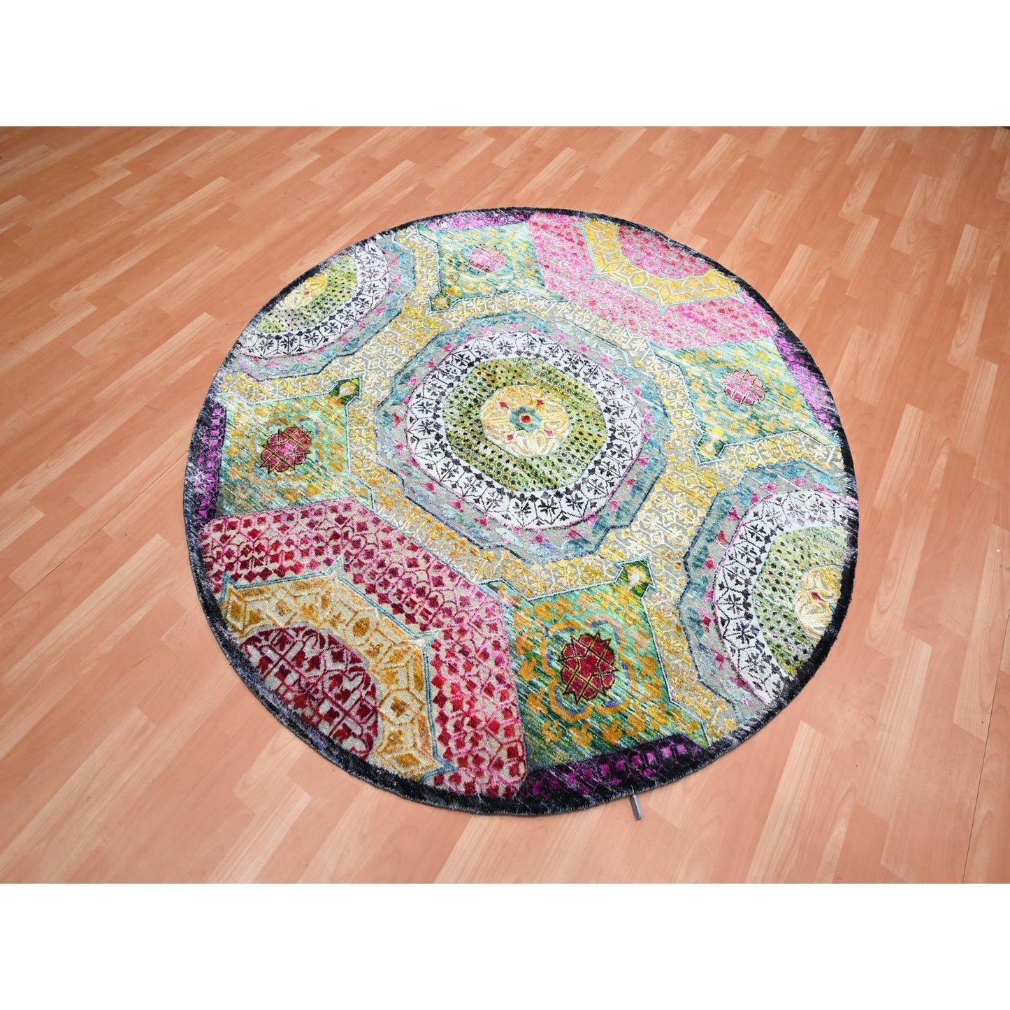 6'1"X6'1" Yellow Hand Knotted Mamluk Design Silk-Wool Round Oriental Rug