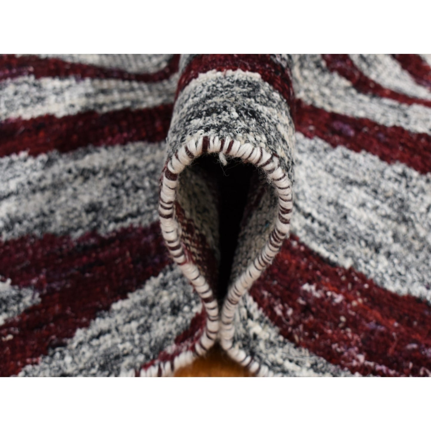 8'10"X11'9" Red Thick Man Made Silk Modern Design Hand Knotted Rug