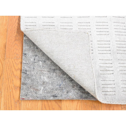 2'X3'1" Dove Gray Modern Design Hand Loomed Pure Wool Mat Oriental Rug
