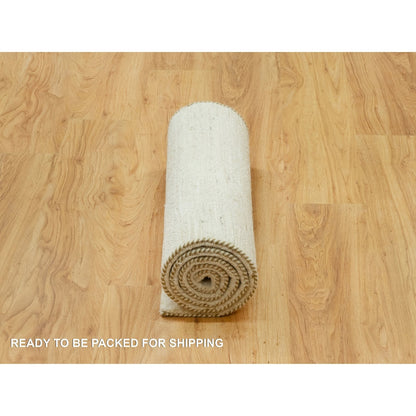 2'6"X6' White Luxuriouss Wool Hand Knotted Runner Oriental Rug