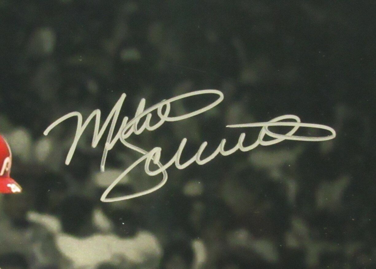 Mike Schmidt Autographed Philadelphia Phillies