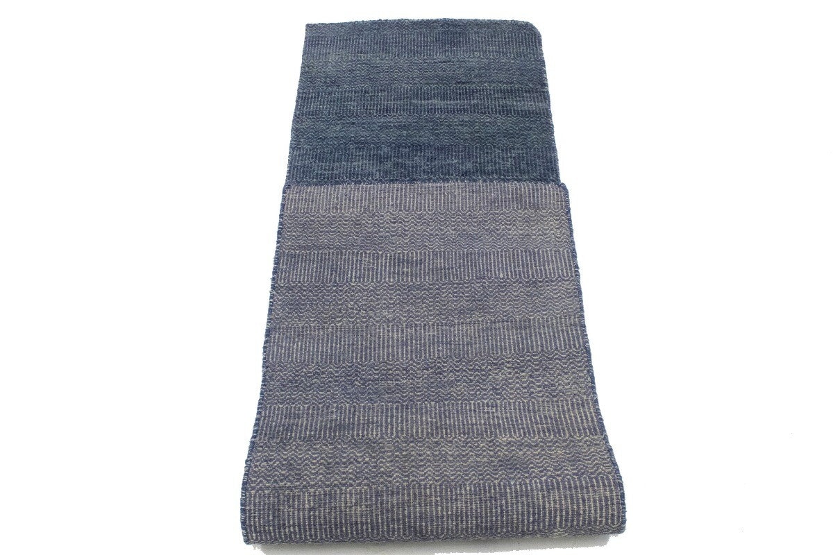 Modern Oriental Narrow Runner Rug Contemporary