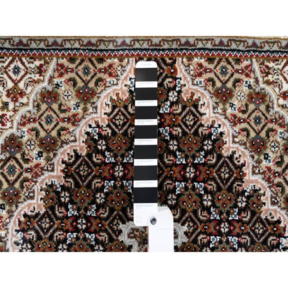 2'10"X5'4" Fish Medallion Design Tebraz Mahi Wool-Silk Hand Knotted Rug