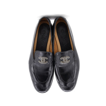 Chanel Women'S Cc Mocassin Loafers Leather With Metal