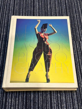 Louis Vuitton Fashion Photography Book (English Edition) - Large Hardcover