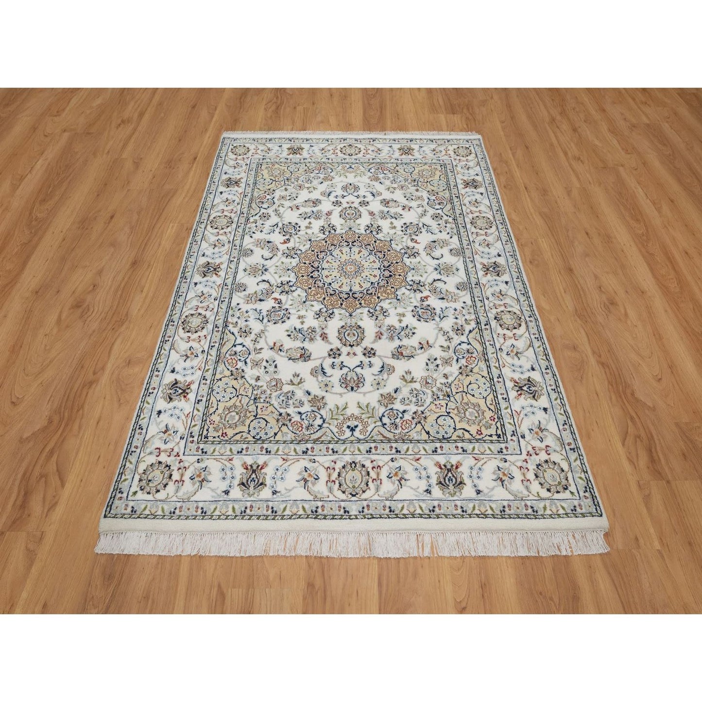 4'8"X6'10" Ivory Nain With Flower Design Hand Knotted Wool And Silk Rug