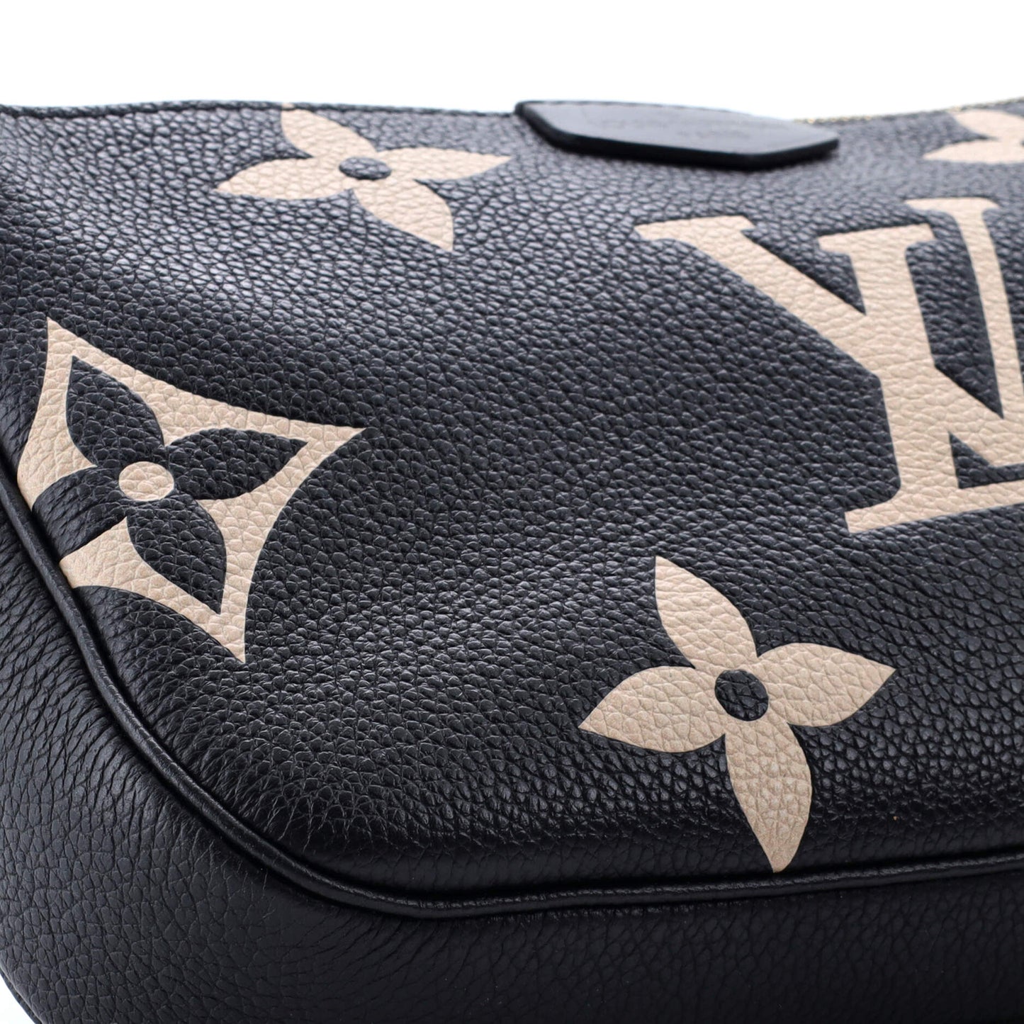 Louis Vuitton Multi Pochette Accessoires Bicolor Monogram Empreinte Giant