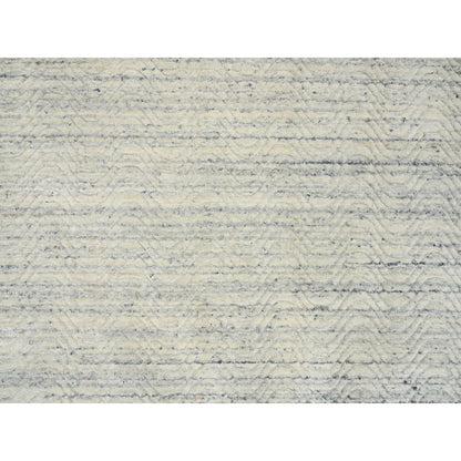 6'1"X9' Beige Variegated Textured Modern Design Wool Hand Loomed Rug