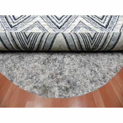 6'X6' Round Chevron Design Wool And Pure Silk Hand Knotted Ivory Rug