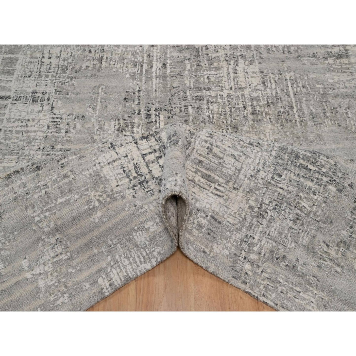 6'1"X9' Gray Modern Erased Design Undyed Natural Wool Hand Knotted Rug