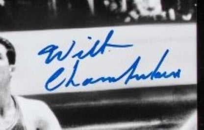Wilt Chamberlain Signed/Autographed 16X20 Photo