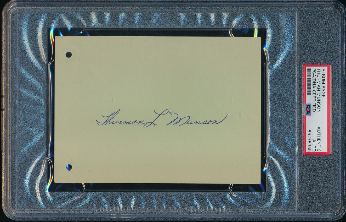 Thurman L. Munson Signed/Auto 6X4.5 Album Page Yankees Psa/Dna Authentic 190275