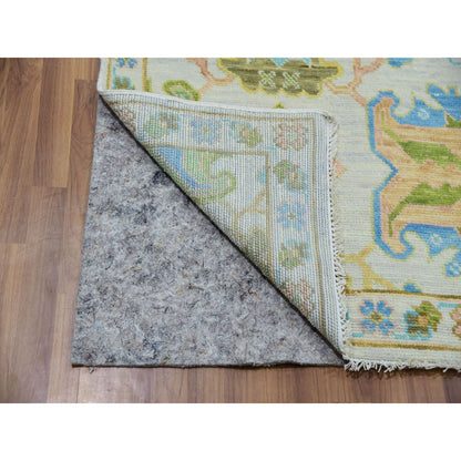 8'1"X10'4" Spring White Colorful Oushak Weave Hand Knotted 100% Wool Rug