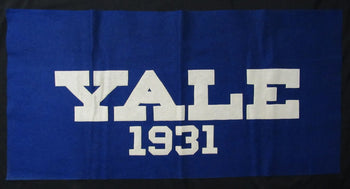 Vintage Yale Ivy League Bulldogs 46X23 Blue Felt