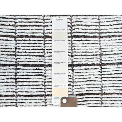 2'1"X2'8" White Moroccan Weave With Grid Design Wool Hand Knotted Mat Rug