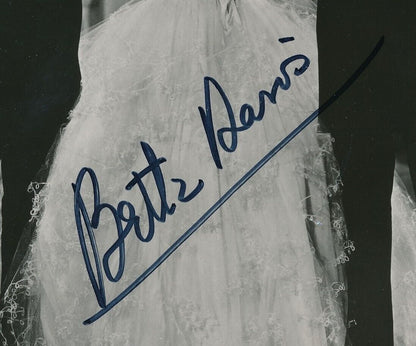 Bette Davis Actress Autographed Vintage 8X10 B/W