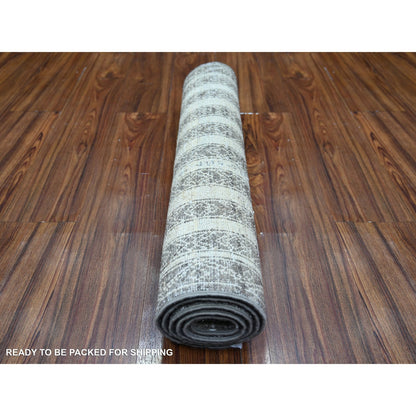 2'6"X5'8" Taupe Brown Fine Peshawar Hand Knotted Wool Oriental Rug