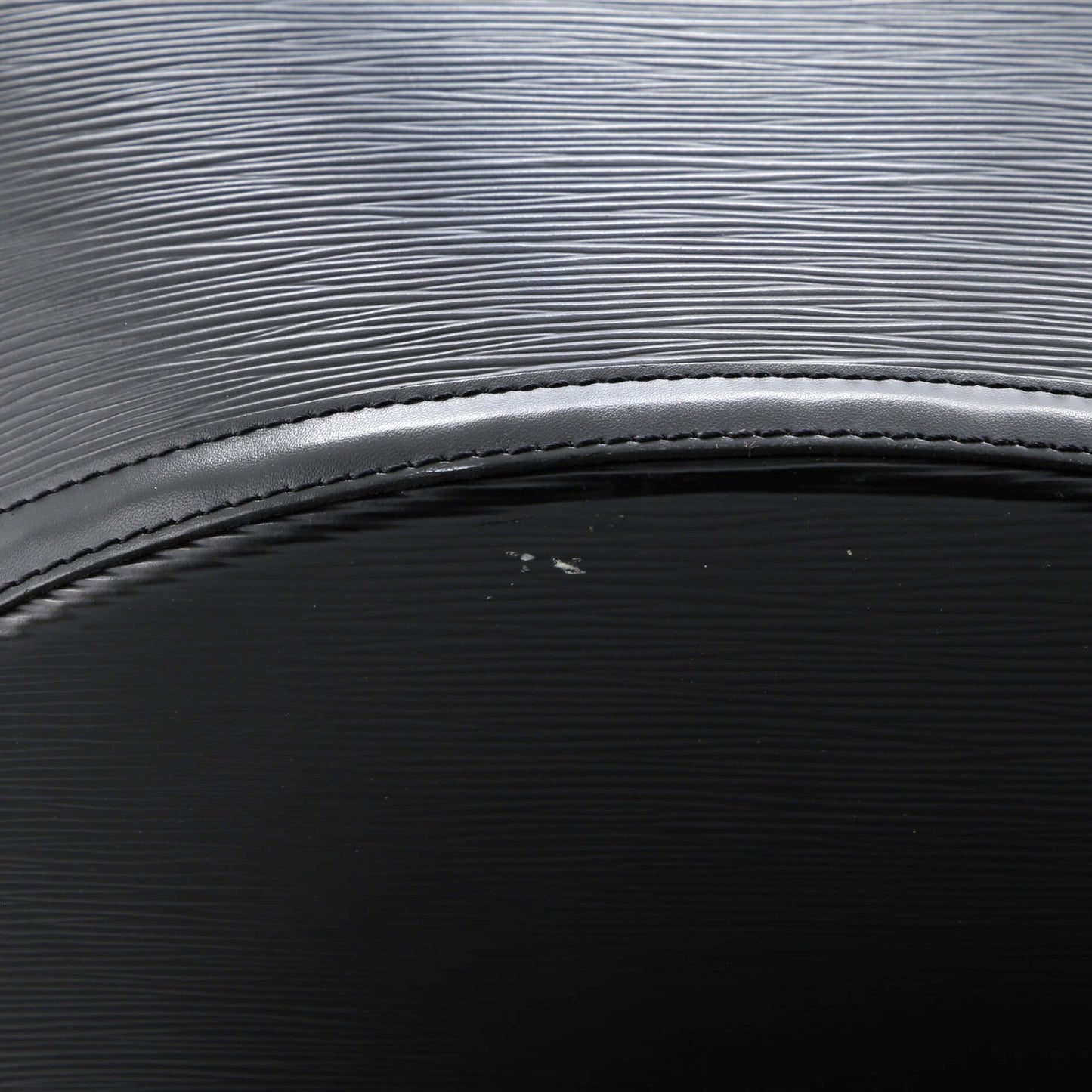 Louis Vuitton Saint Jacques Nm Handbag Epi Leather