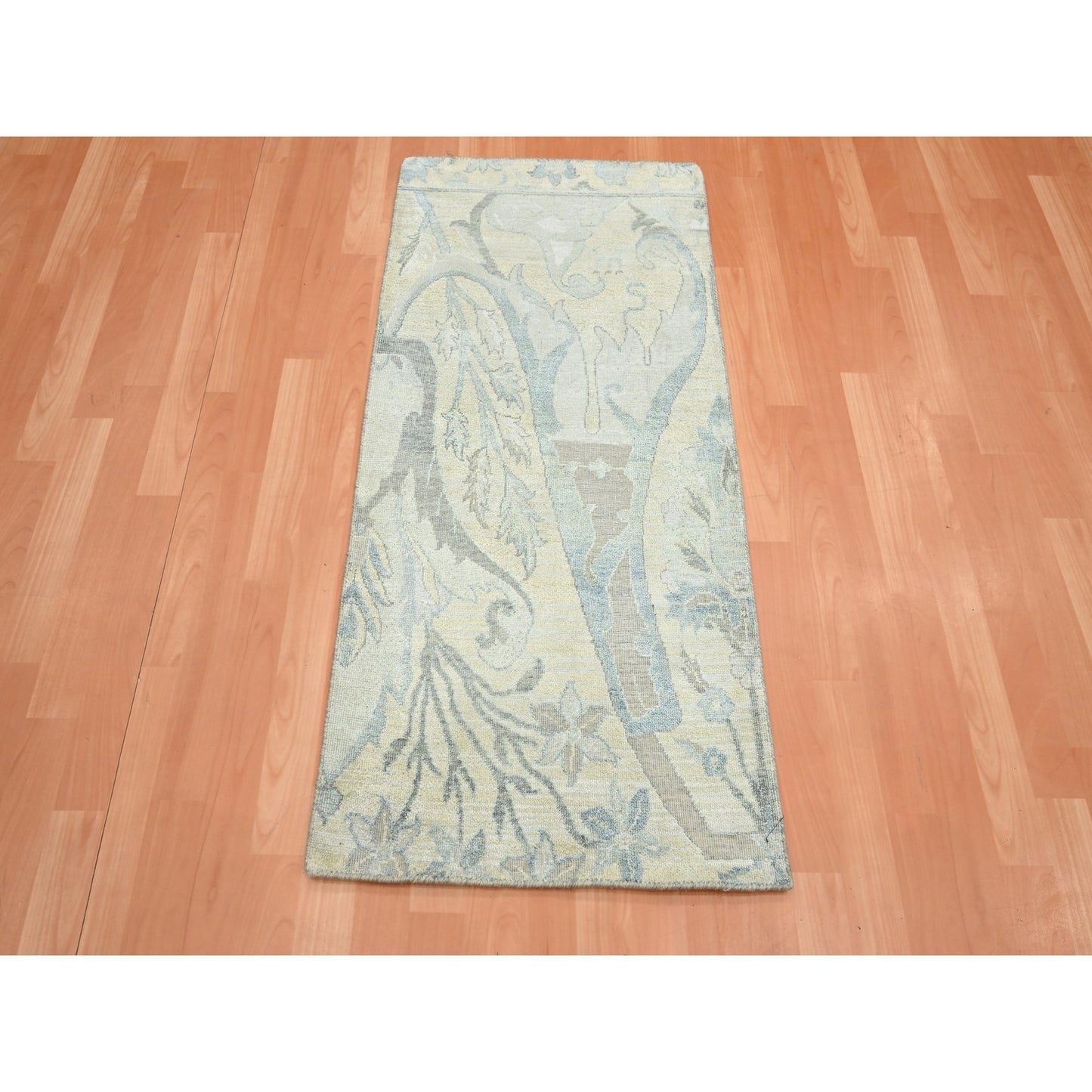 2'x4'3" White Bijar Garus Design Wool & Silk Hand Knotted Sample Mat Rug
