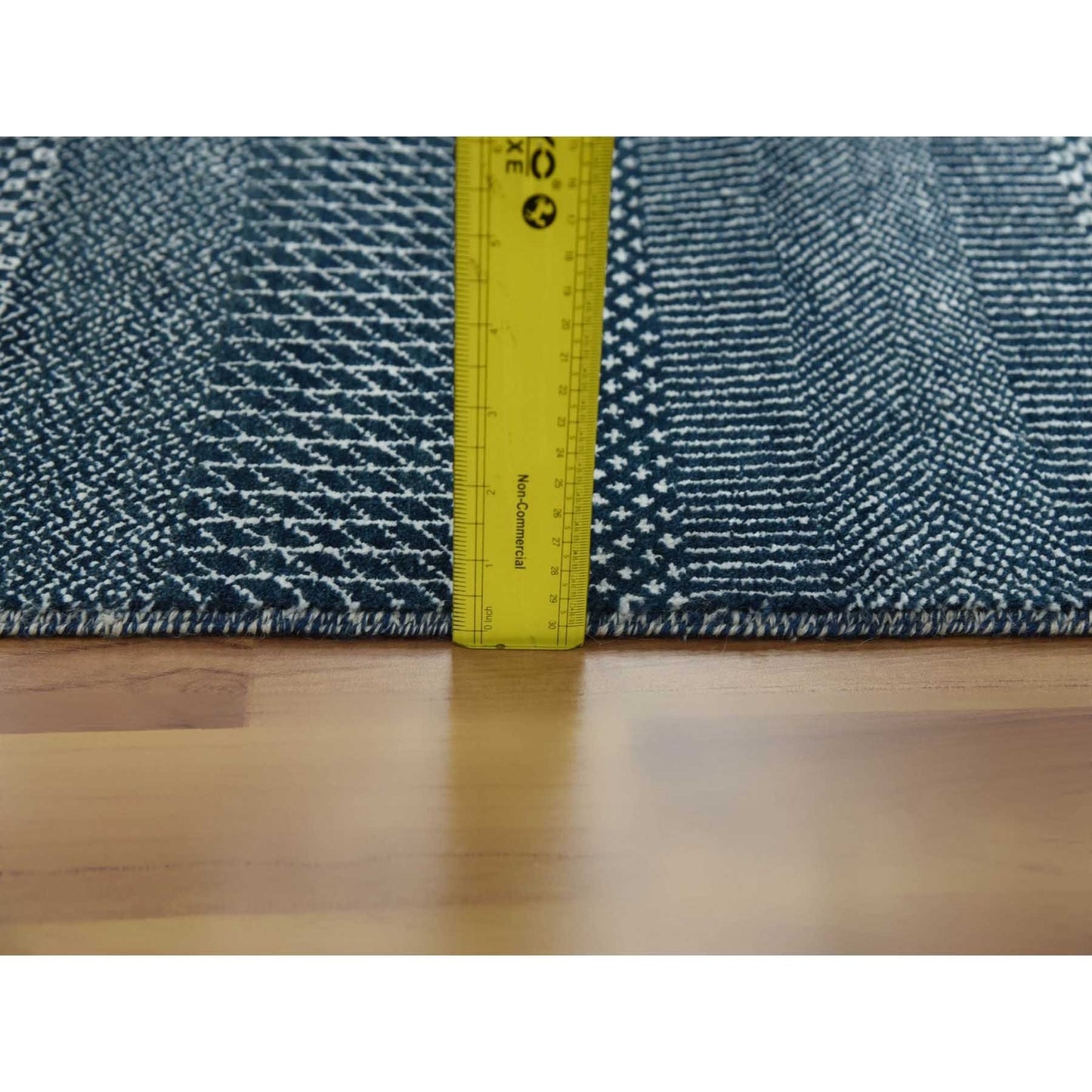 6'X9' Yankees Blue Wool And Silk Hand Knotted Grass Design Rug